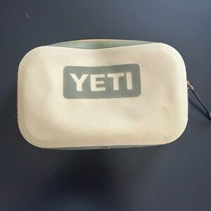 Yeti Sidekick